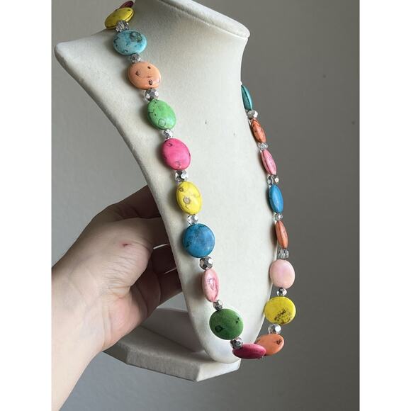Dyed Round Howlite Beaded Necklace Rainbow Pink Yellow Faceted Glass 20” - Picture 2 of 5